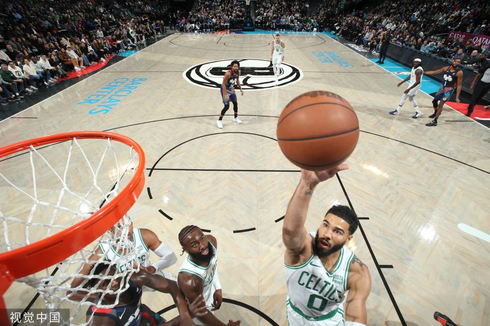 更是中国足 更是中国足